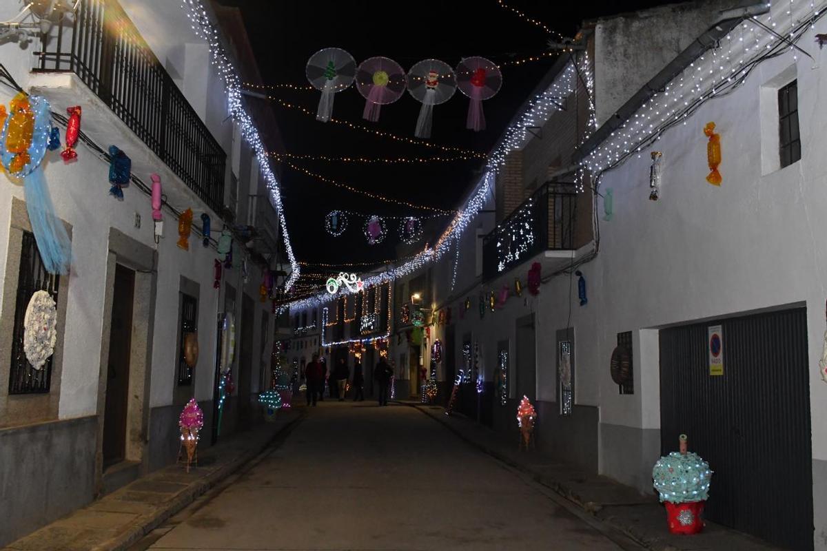 Calles iluminadas por Navidad en Alcaracejos.