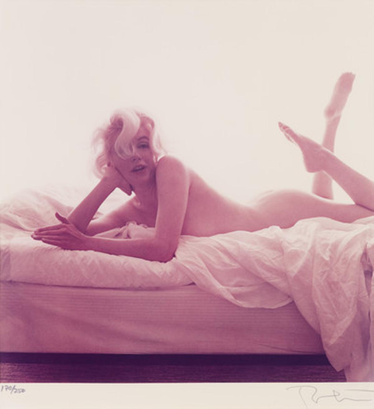 La colección de fotografías muestra el primer desnudo de Marilyn Monroe desde 1949.