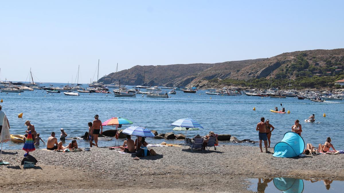 La platja Gran de Cadaqués