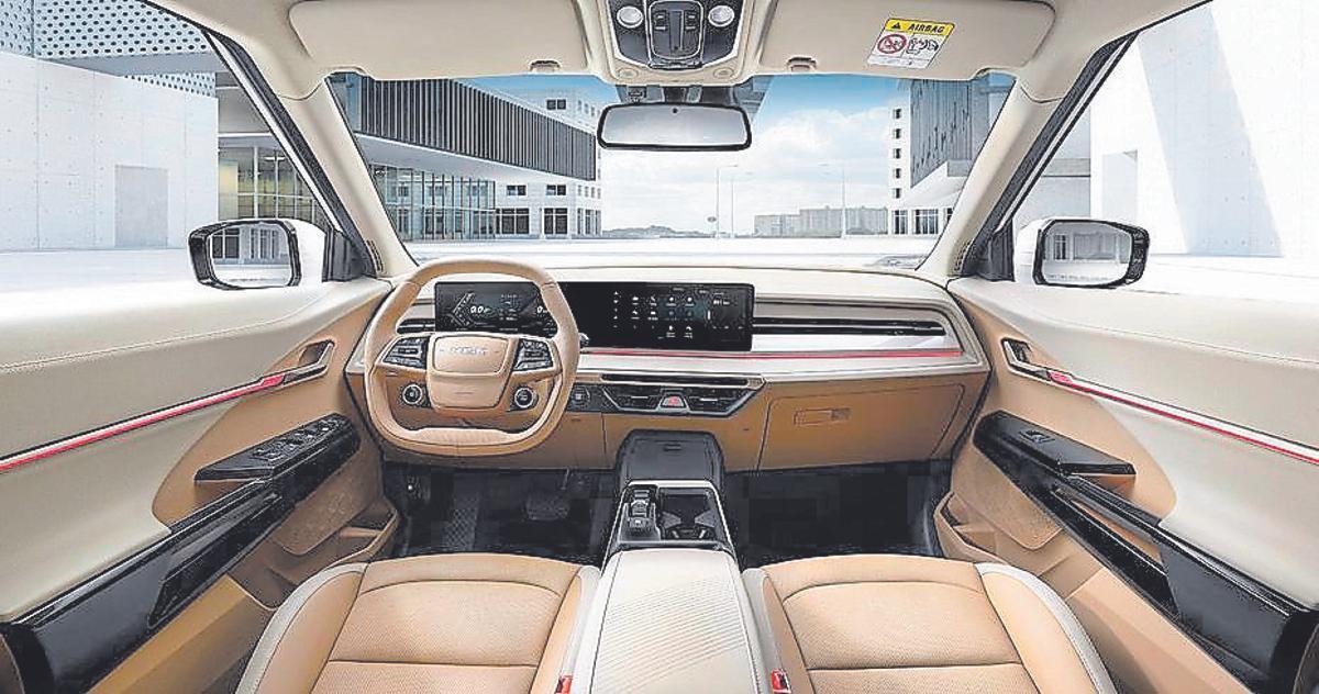 El interior está repleto de huecos portaobjetos y soluciones prácticas.