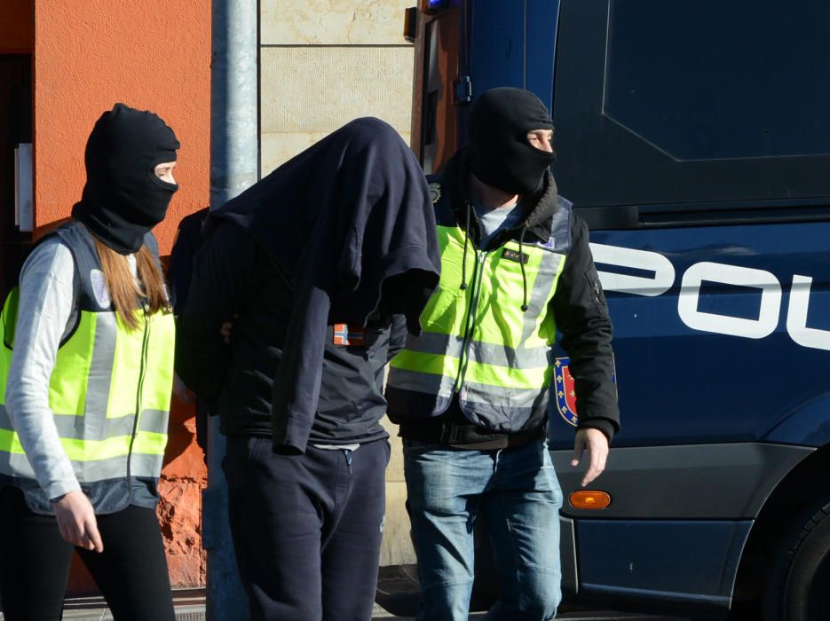 Detencions a Figueres per pertinença a Daesh