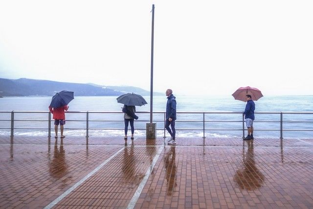 Domingo de lluvias en Gran Canaria por el paso de la tormenta 'Hermine'