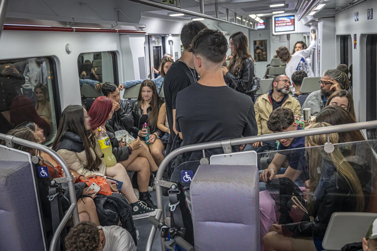 En el tren del botellón a Mataró