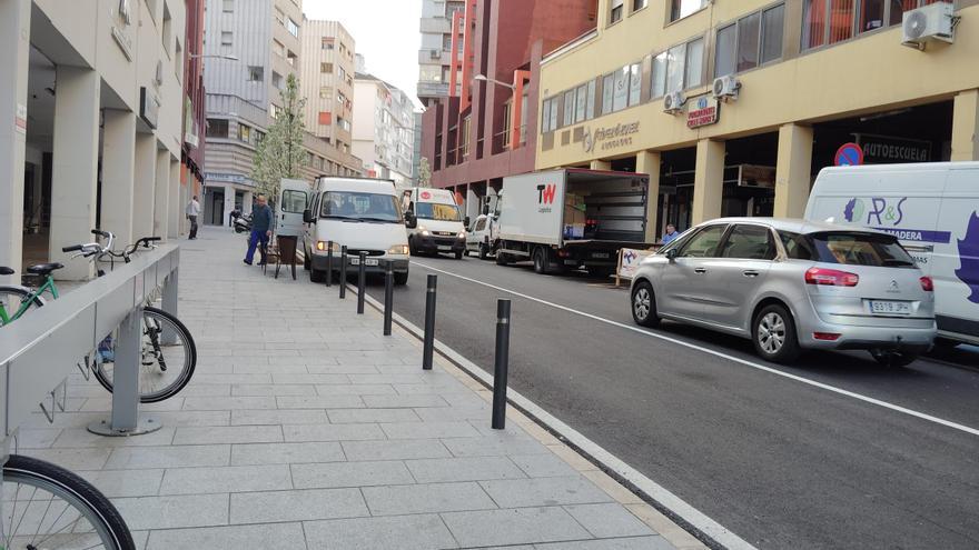 El comercio de la calle Juan Carlos I en Badajoz se resiente por la falta de aparcamientos