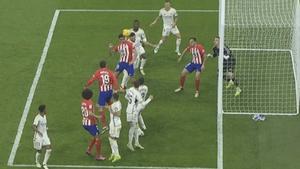 Real Madrid - Atlético de Madrid | El gol anulado a Savic