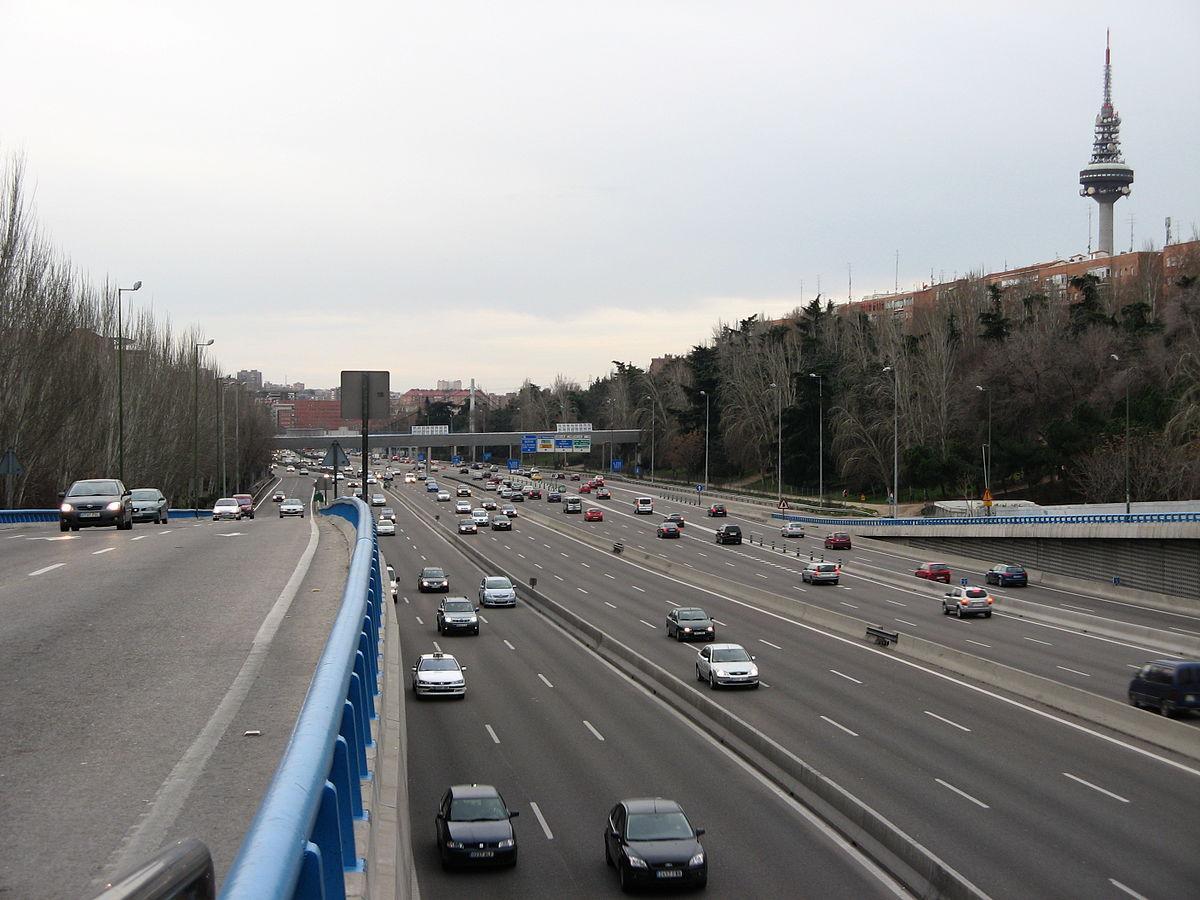 La curiosa decisió dels agents de mobilitat a l’M-30 madrilenya: fan això abans que multar