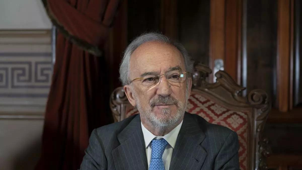 Santiago Muñoz Machado.
