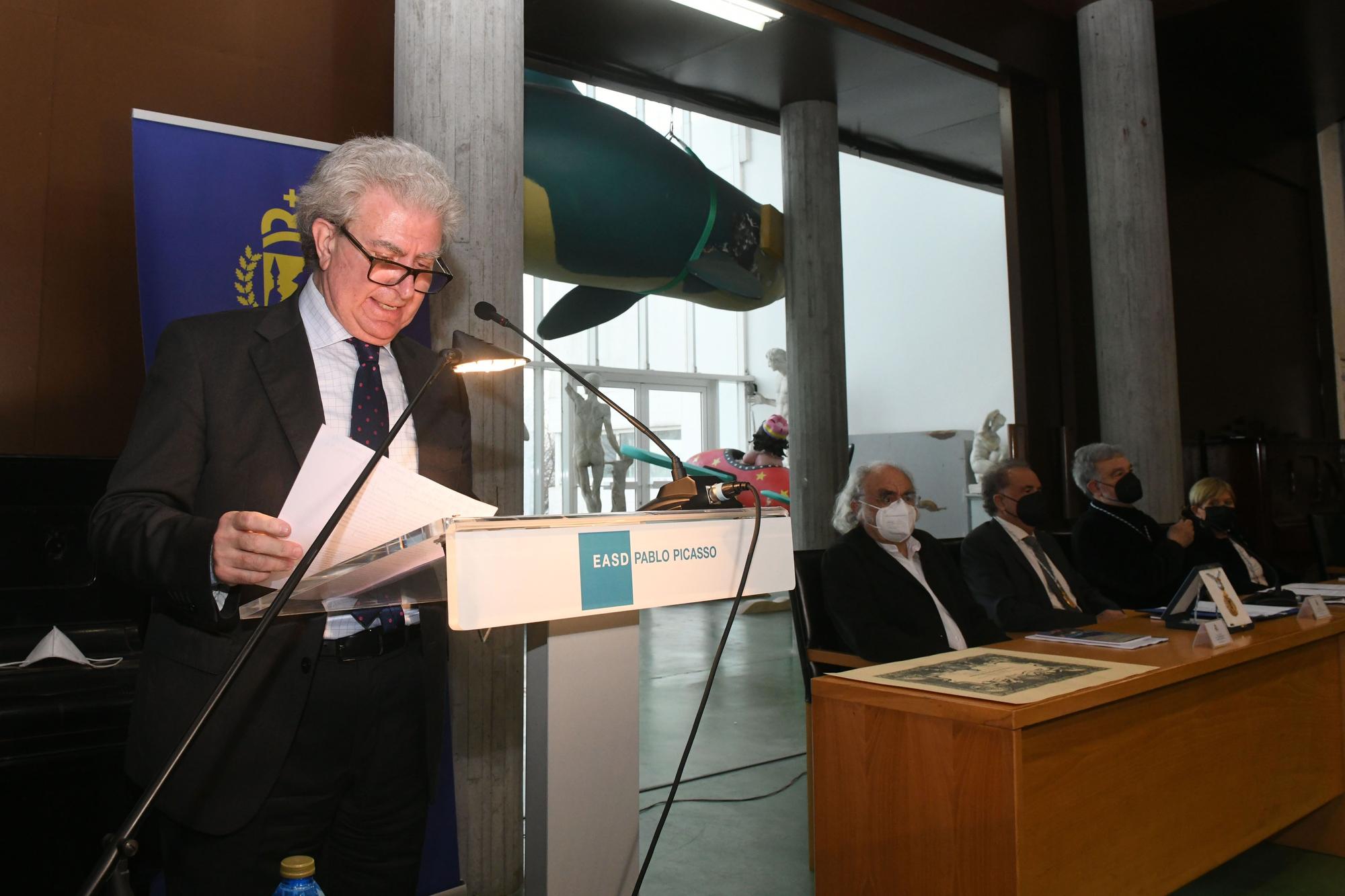 César Antonio Molina ingresa en la Academia Galega de Belas Artes