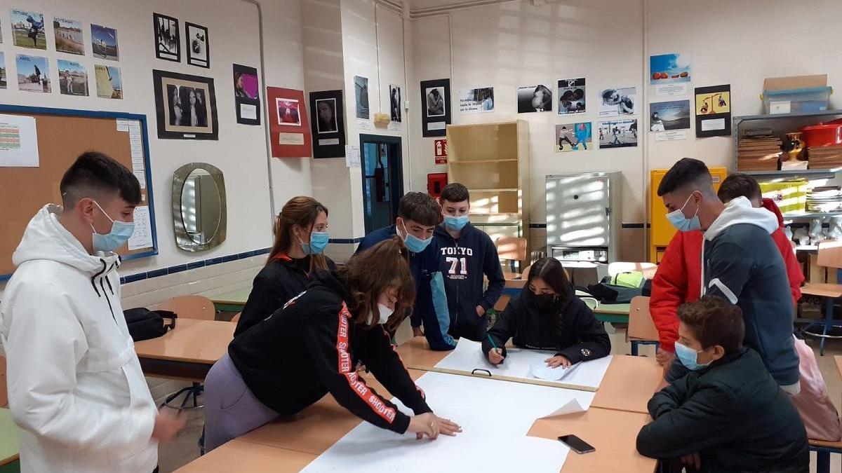 La escuela se moviliza para concienciar frente a la violencia machista