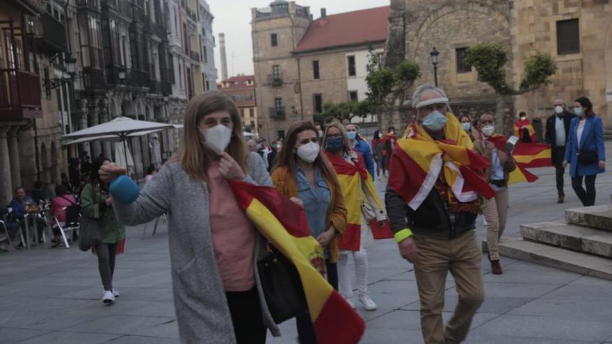 Cacerolada contra el gobierno en Avilés