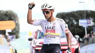 Jhonatan Narváez manda a Ecuador el triplete en el Giro
