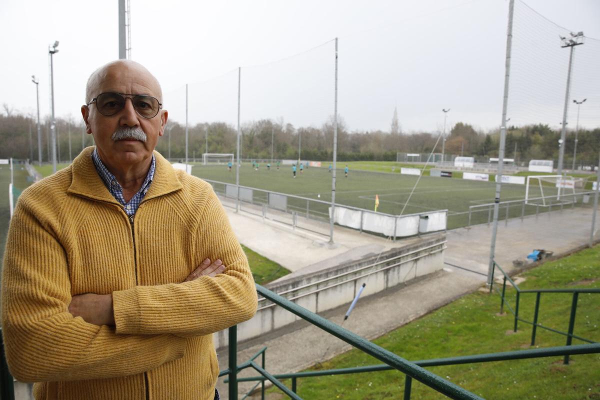 VICTOR HOLGUERA, EN LAS INSTALACIONES DE EL TRAGAMON