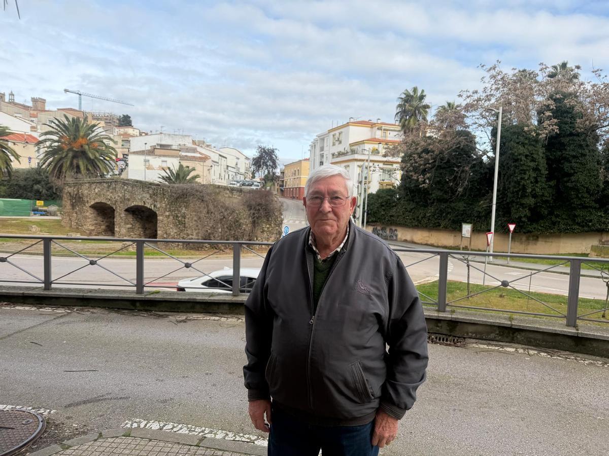 Juan Burgos, vecino de San Francisco y antiguo presidente de la asociación vecinal.