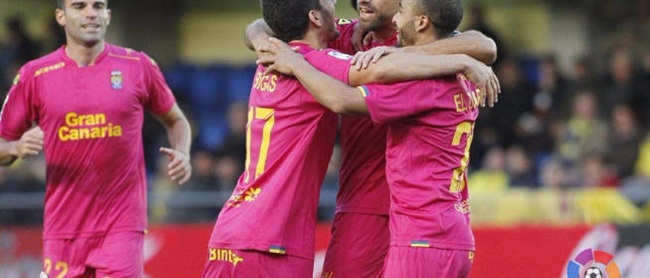 David García celebra el gol que consiguió en El Madrigal el curso pasado.