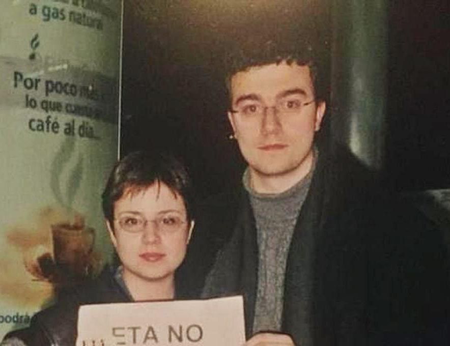 Adriana Lastra y Adrián Barbón, en su época de Juventudes Socialistas.