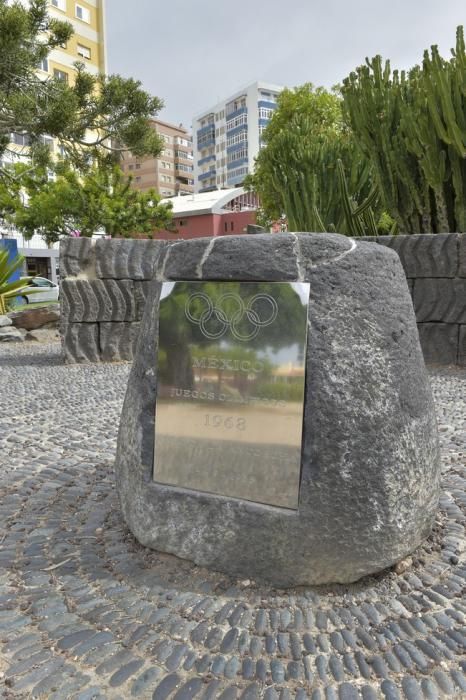 Plaza homenaje a México'68, en Escaleritas, ...