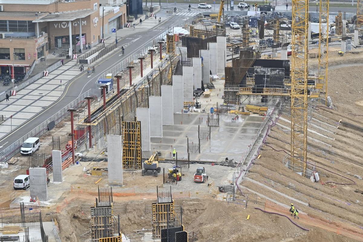En imágenes | Una Cincomarzada atípica en Zaragoza: el Tío Jorge vacío y las máquinas trabajando en San Miguel y La Romareda
