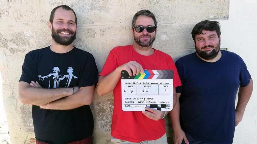 El realizador montillano Dany Ruz, junto a Joaquín Recio Martínez y José Manuel Cabrera Cintrano.