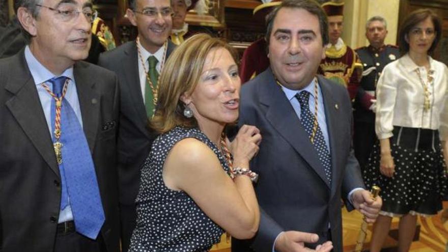 Moreda, Barcón y Negreira, durante la toma de posesión de este último. / víctor echave