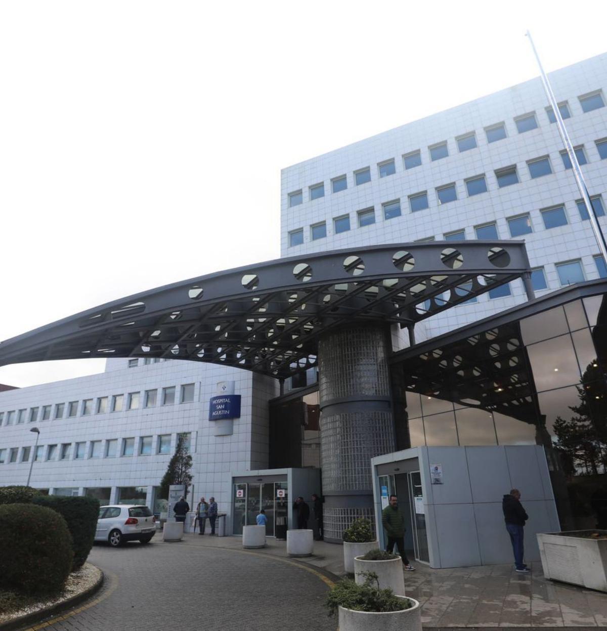 Fachada principal del Hospital Universitario San Agustín. | L. M.