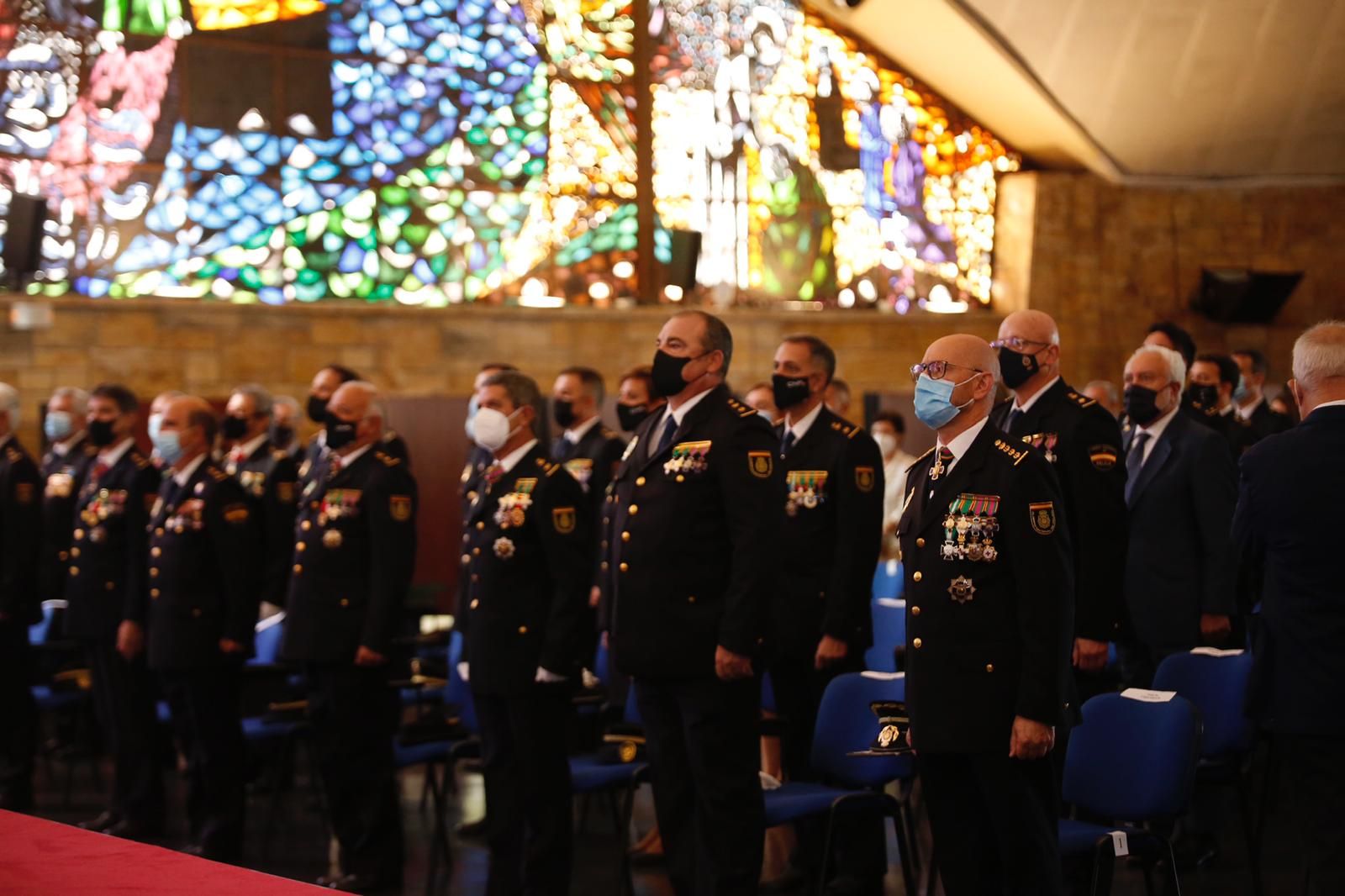 La Policía Nacional celebra el día de los Ángeles Custodios