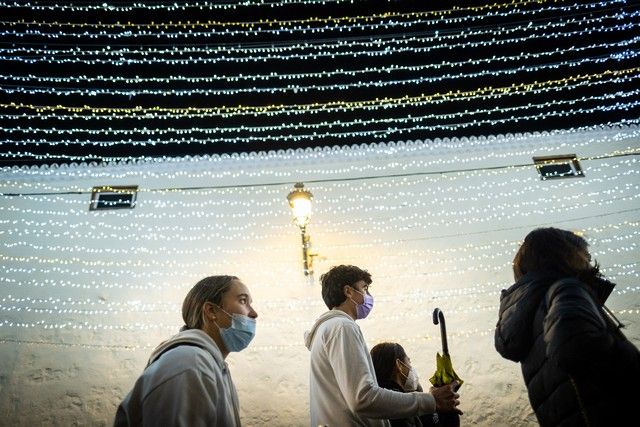 Encendido del alumbrado navideño en el casco de La Laguna