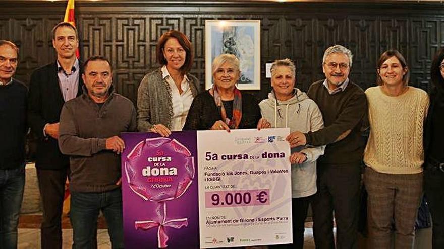 Donatiu solidari de la Cursa de la Dona de Girona