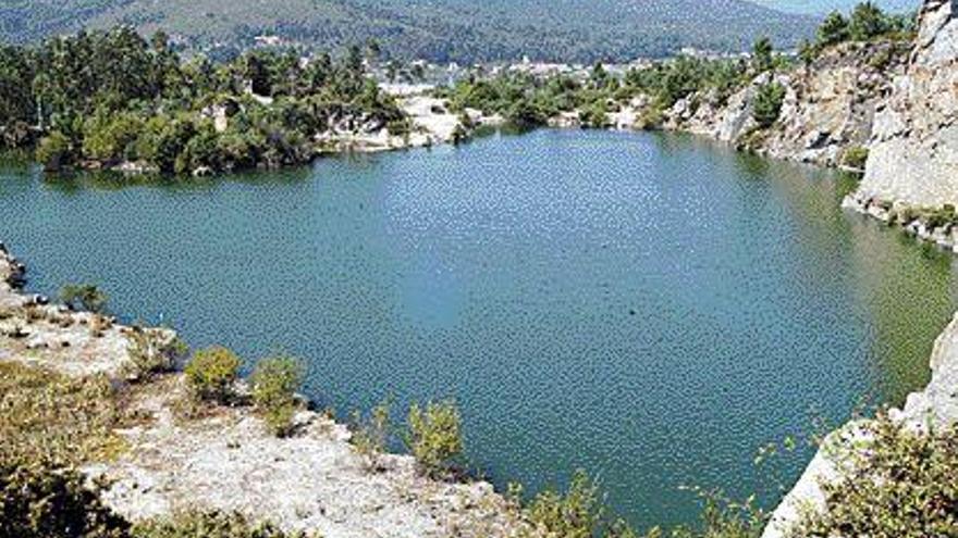 La laguna de Pedras Miúdas, en Catoira, es ahora un espacio natural protegido. / iñaki abella