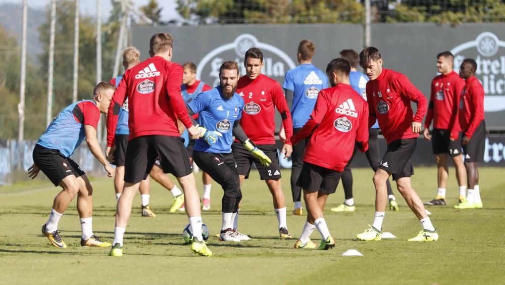 Los jugadores celestes ultiman los preparativos para su visita al Espanyol.