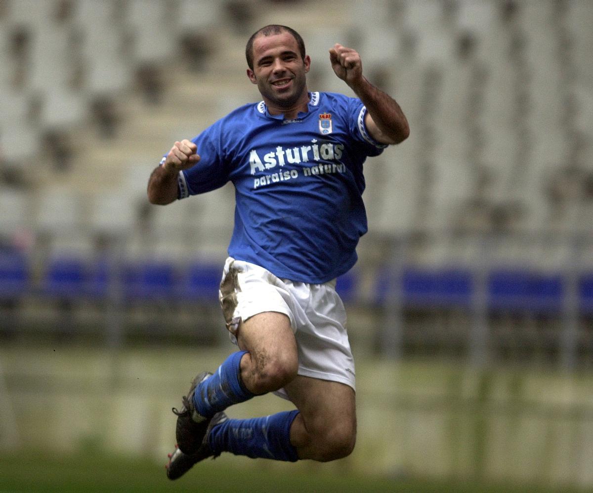 ALDEONDO, CELEBRA LA CONSECUCION DE UN GOL.