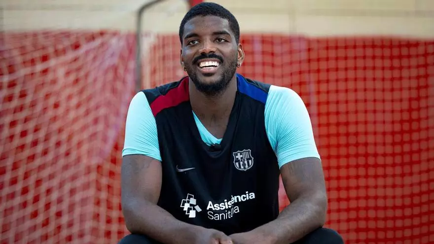 Entrevista a Dika Mem