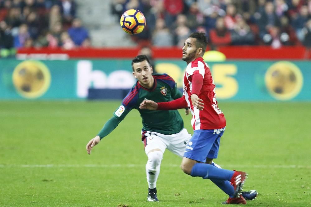 El partido entre el Sporting y el Osasuna, en imágenes