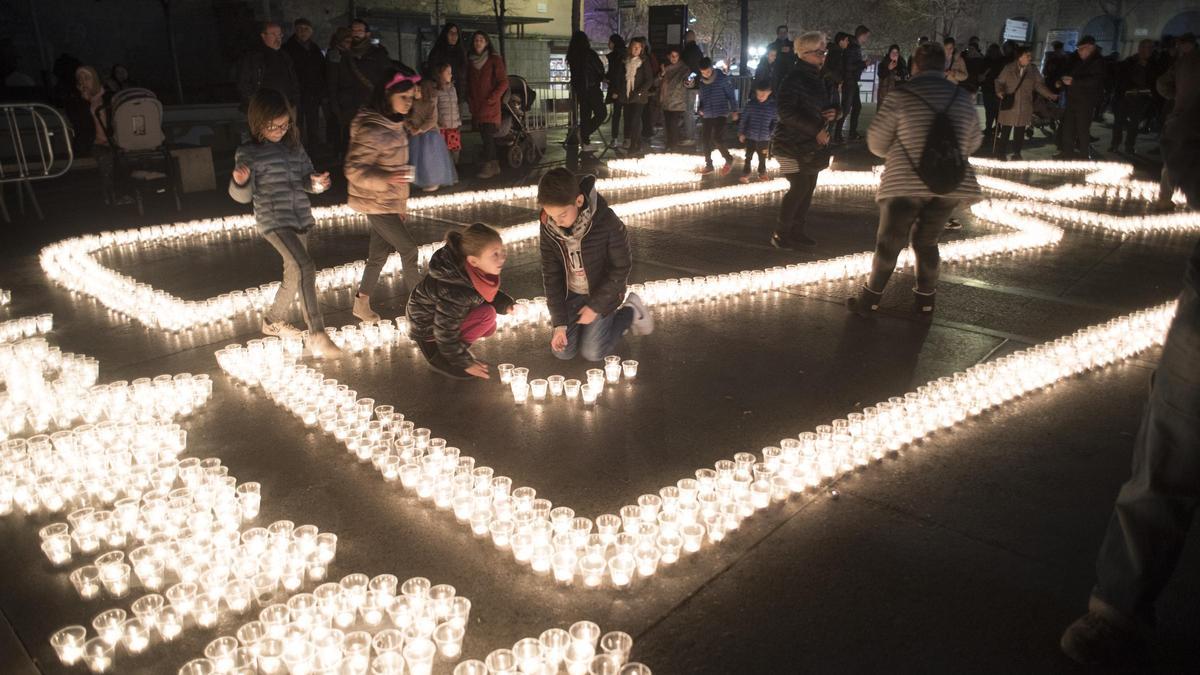 Proposta de l'any passat de l'Encesa de la Nova Llum, segons un projecte de l'artista Susanna Ayala