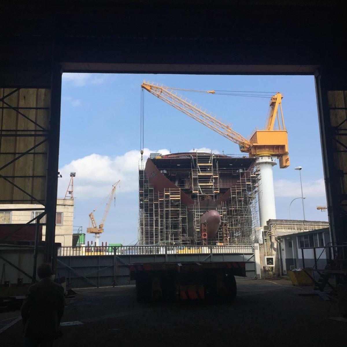 El crucero de Ritz-Carlton, desde el interior de una de las naves de Barreras