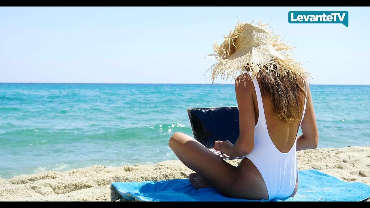 La no desconexión en vacaciones, una tendencia al alza.