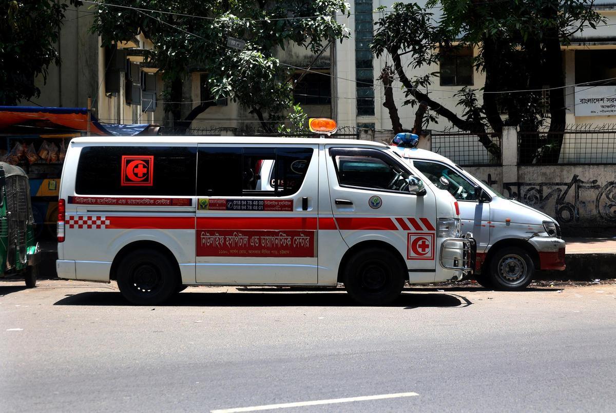 Ambulancia de archivo