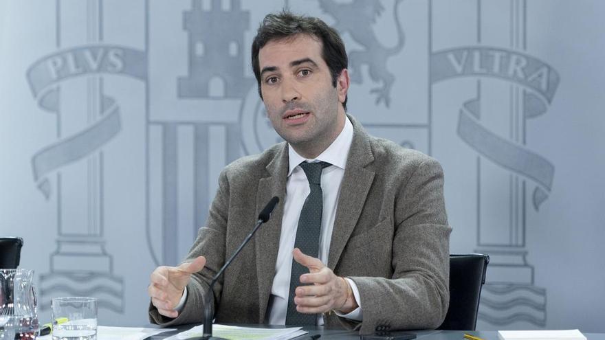 Cuerpo dice que el Gobierno analiza la opa de Talgo y que defenderá &quot;los intereses de España&quot;