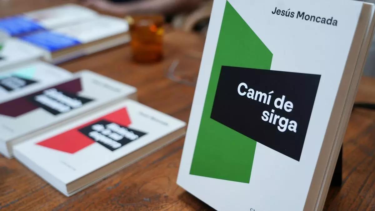 Portada de la nueva edición de 'Camí de sirga', de Jesús Moncada.