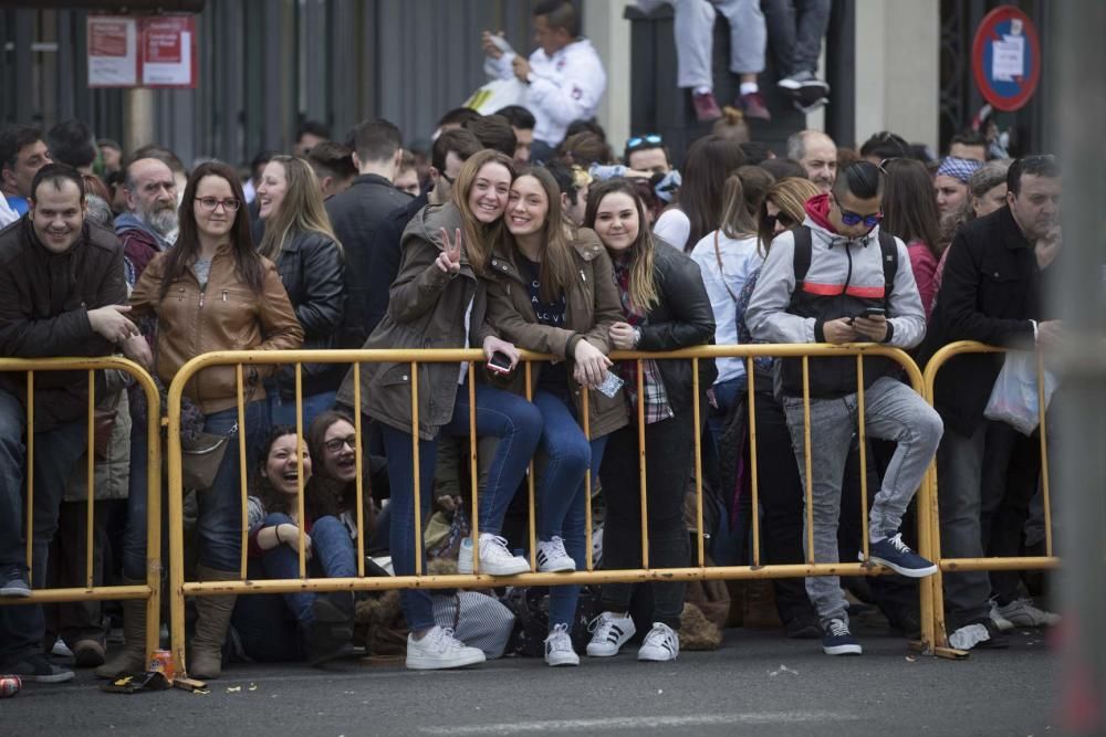 Búscate en la mascletà