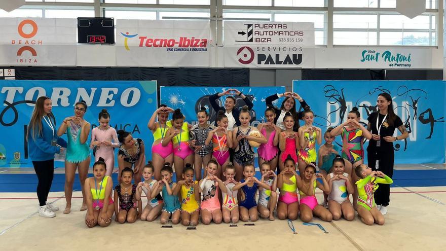 La mundialista Natalia García y 16 clubes en el torneo del Club Gimnasia Rítmica Portmany