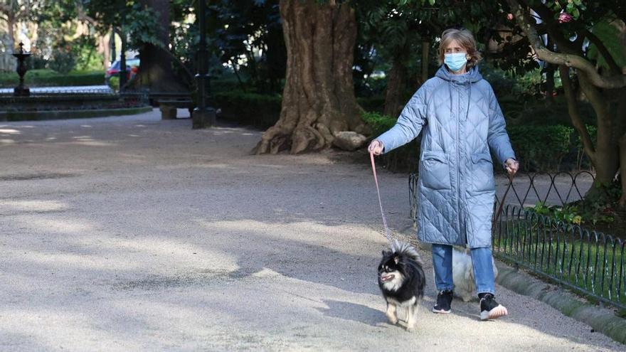 La Xunta recomienda mascarillas y gafas en la calle ante la llegada de partículas en suspensión del Norte de África