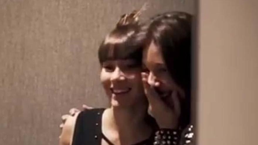 Aitana y Ana Guerra en el rodaje.