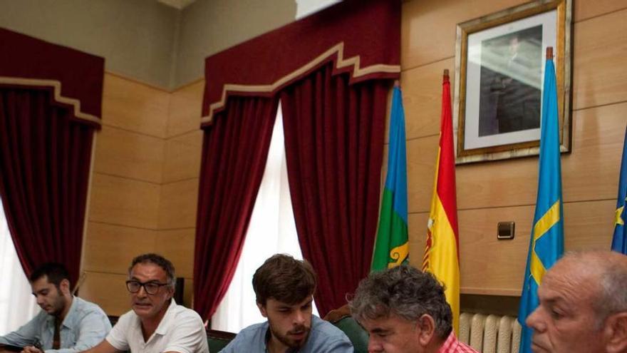 Por la izquierda, Antonio Giganto, Joaquín García, Luis Baragaño, Manuel Rosete y Eduardo Parra, en la presentación de la programación.