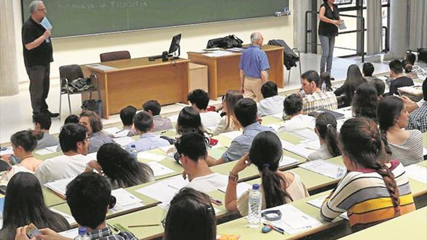 Los alumnos valencianos prefieren ser funcionarios a emprender