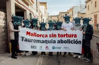 Protesta contra la tauromaquia en Muro