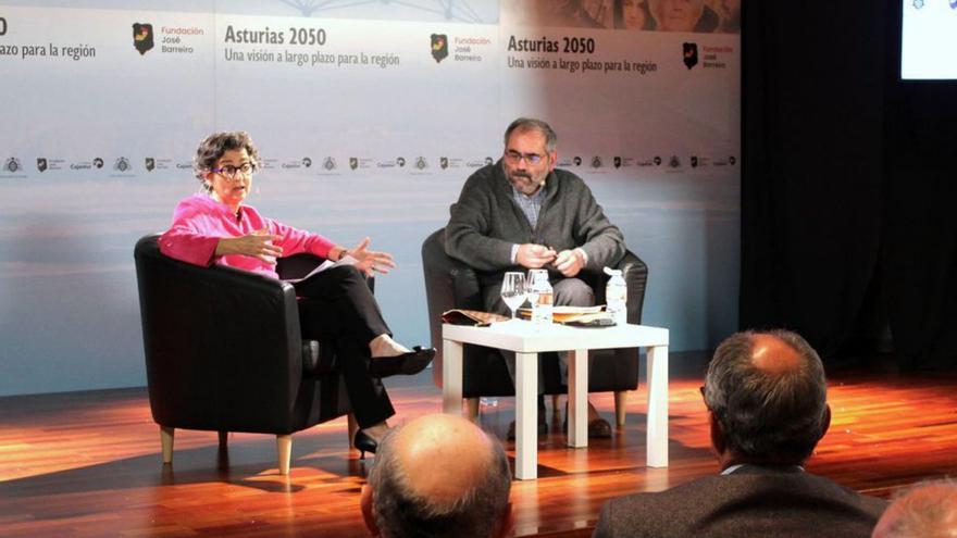 Charla de Arancha González Laya sobre las actuales relaciones internacionales