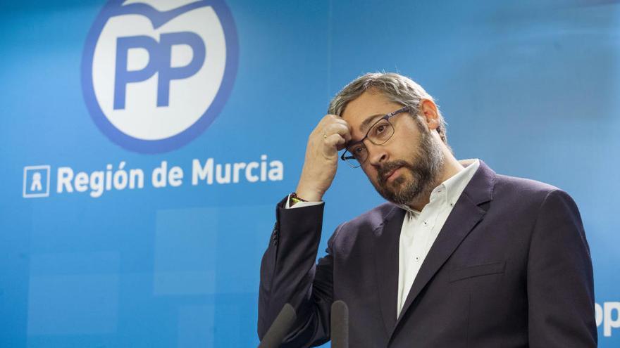 Víctor Martínez, durante la rueda de prensa ofrecida hoy.