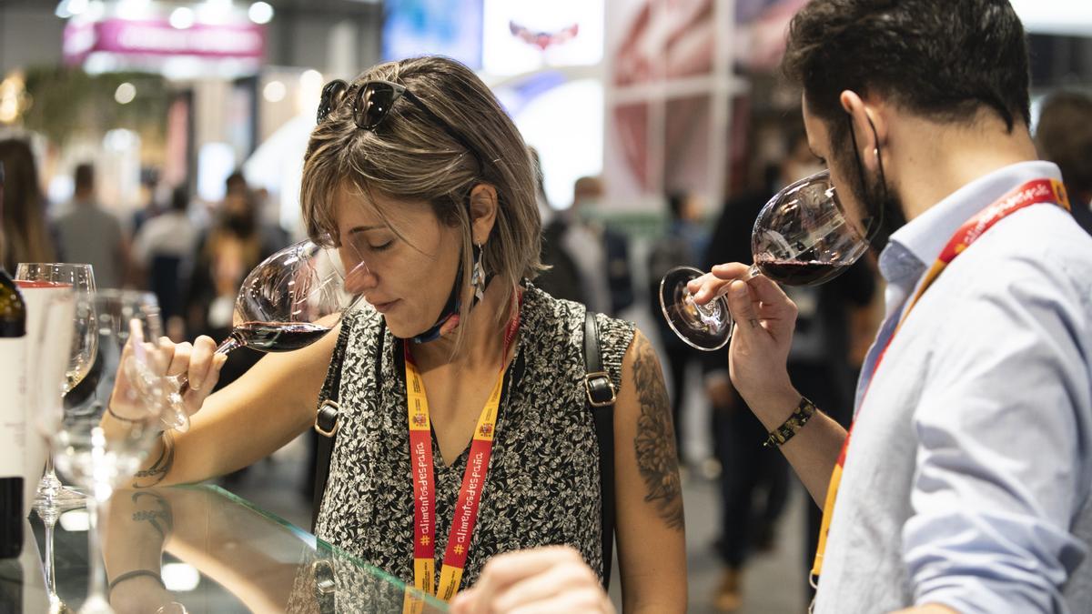 El vino es uno de los productos más característicos de esta feria