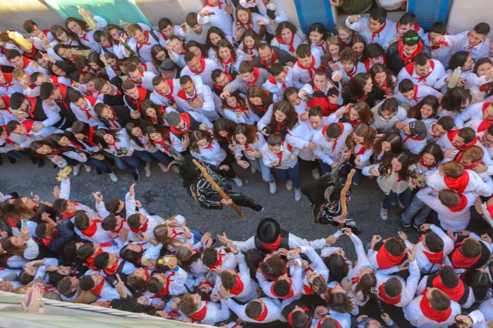 Sant Antoni 2018: Artà ya vibra con los 'dimonis'