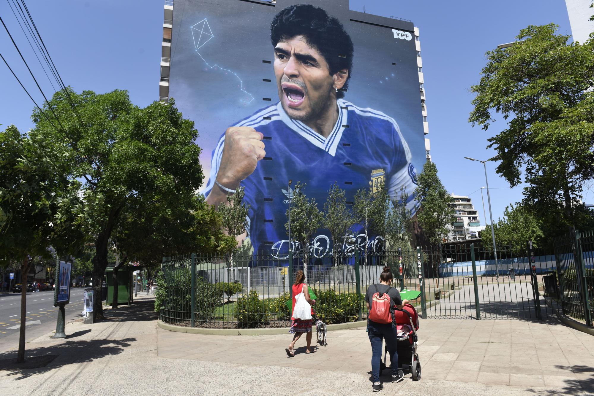 Imagen de un mural de Maradona en Buenos Aires.